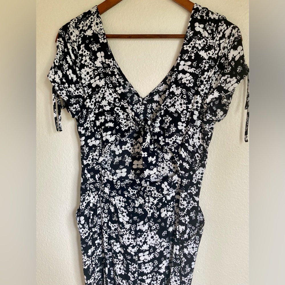 Express Romper - Picture 9 of 12